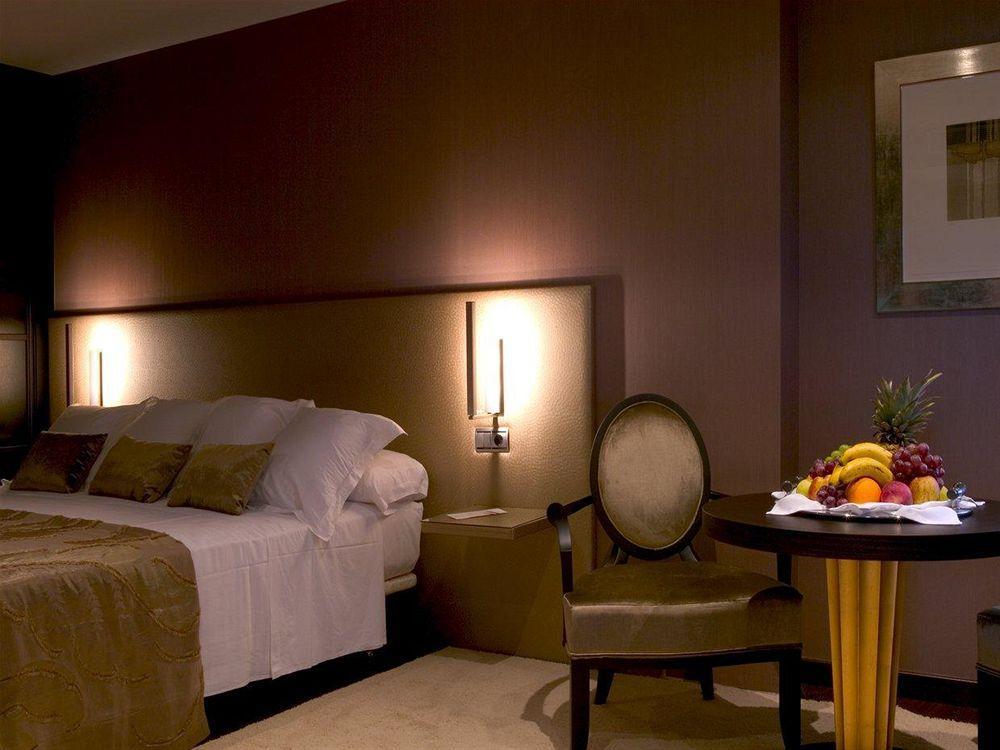 אוביידו Iberik Santo Domingo Plaza Hotel חדר תמונה