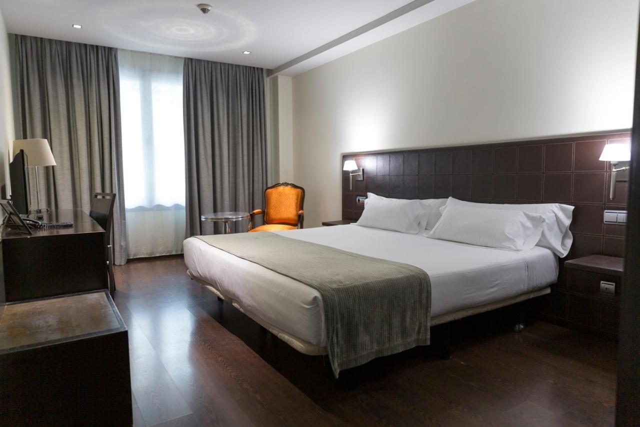 אוביידו Iberik Santo Domingo Plaza Hotel מראה חיצוני תמונה