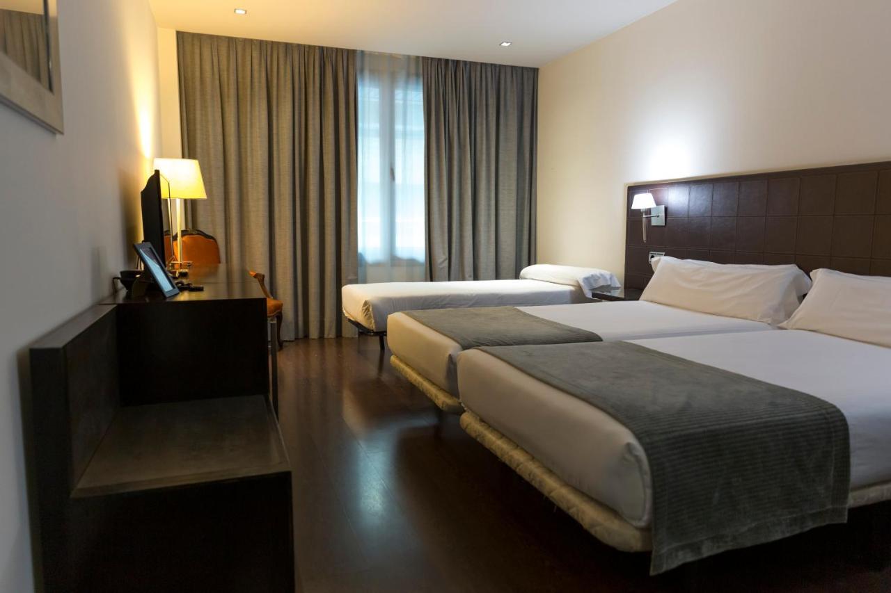 אוביידו Iberik Santo Domingo Plaza Hotel מראה חיצוני תמונה